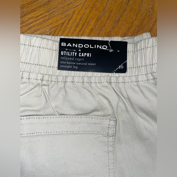 New With Tags Bandolino Utility Pull On Khaki Capris *Make Offers* - Picture 8 of 10
